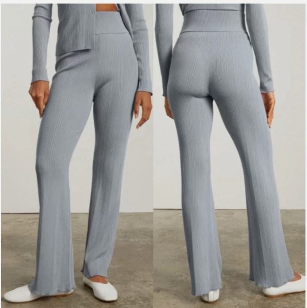 Everlane The Ribbed Knit Flare Pants
